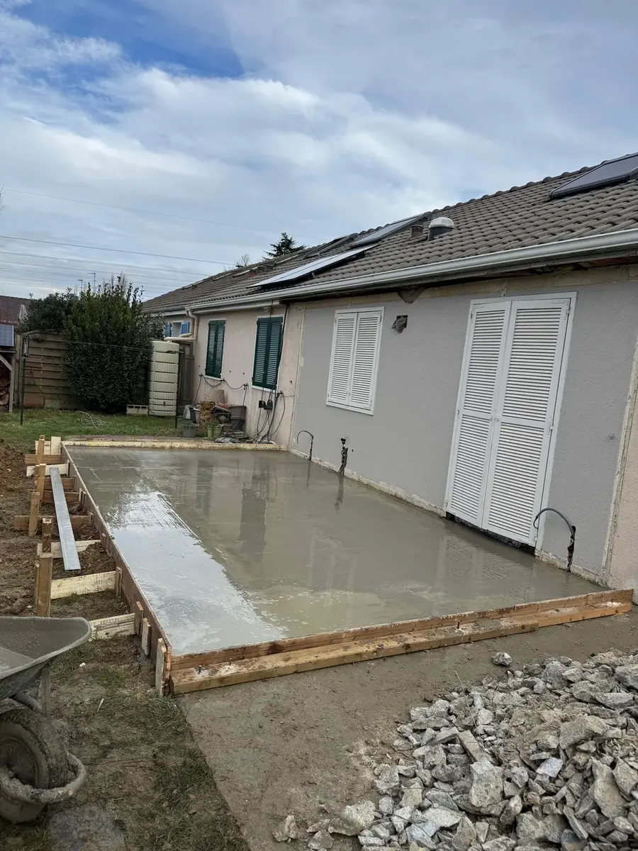 Rénovation extérieure et terrasse béton